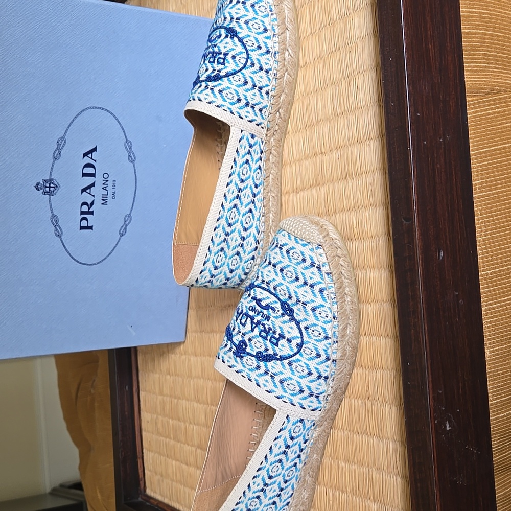PRADA  Logo Espadrilles - Picture 2 of 4